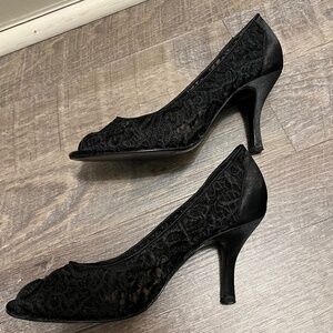 Liz Claiborne Flex Women’s Lunar Dressy Shoes - Size 6